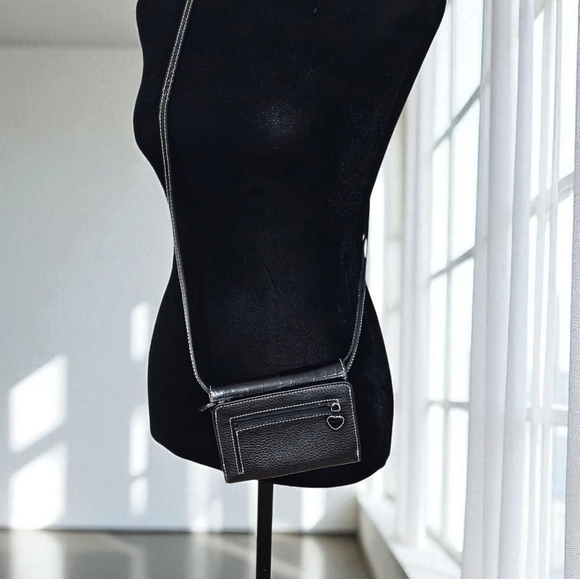 BRIGHTON Black Crossbody Wallet With Detachable Strap - Picture 2 of 12